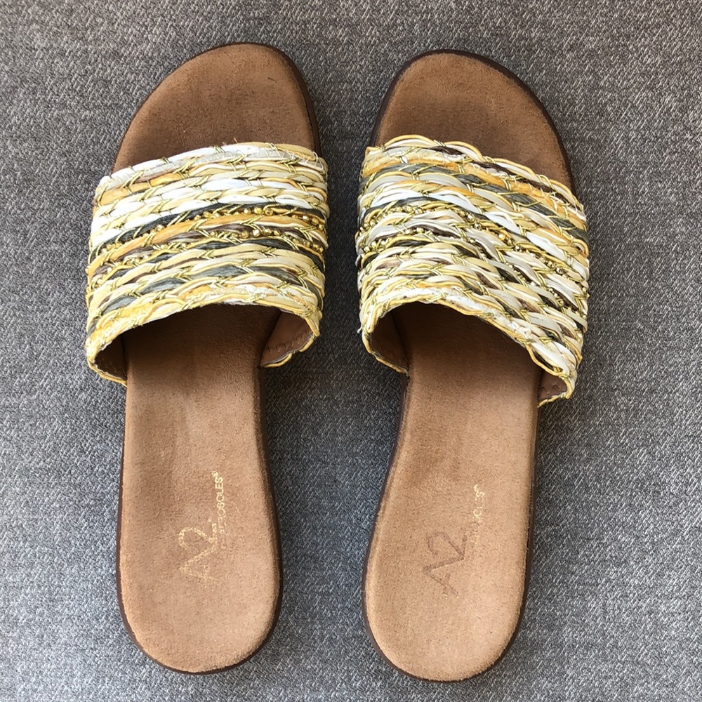 Worn once! - A2 AEROSOLES ‘Say Yes’ Woven Wedge Slide Sandals - Picture 6 of 14